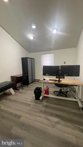 6522 LEBANON AVE, Philadelphia, PA 19151