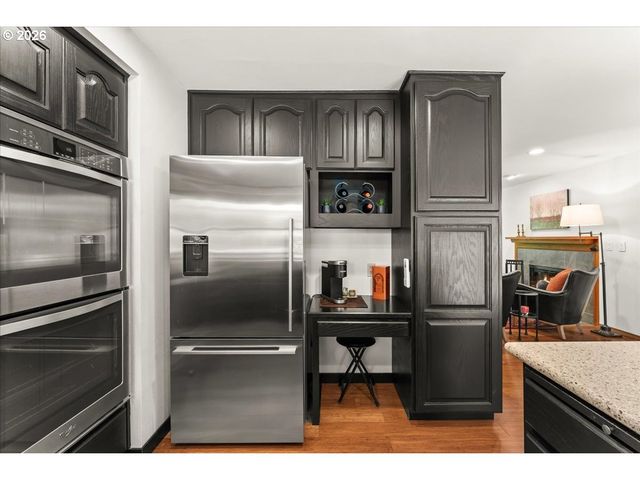 5329 Sw Charleton Ct, Lake Oswego, OR 97035
