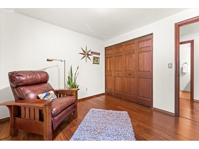 5329 Sw Charleton Ct, Lake Oswego, OR 97035