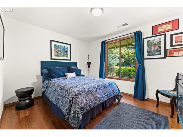 5329 Sw Charleton Ct, Lake Oswego, OR 97035