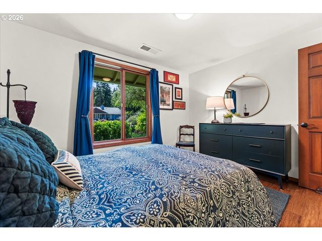 5329 Sw Charleton Ct, Lake Oswego, OR 97035