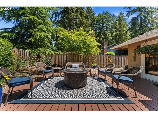 5329 Sw Charleton Ct, Lake Oswego, OR 97035