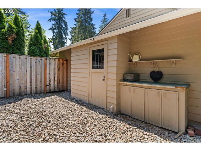 5329 Sw Charleton Ct, Lake Oswego, OR 97035