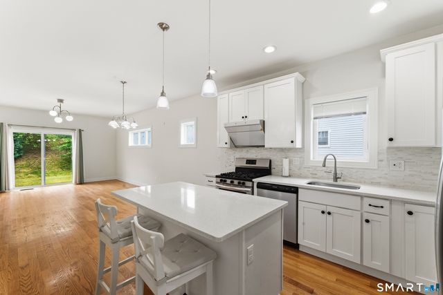 65 South Lakeside Drive 65, Orange, CT 06477