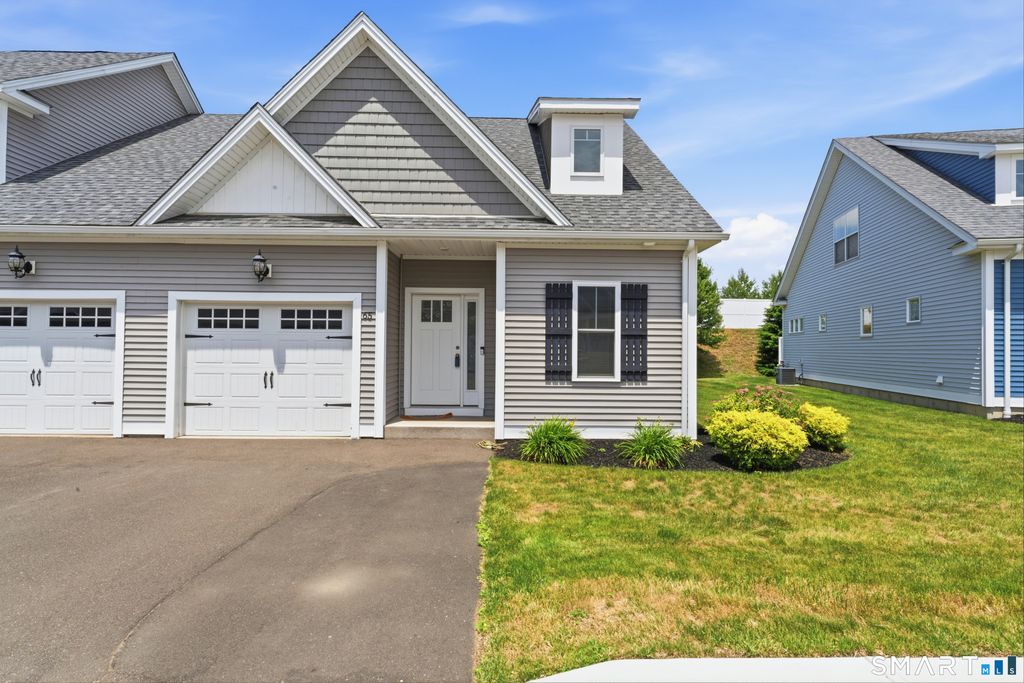 65 South Lakeside Drive 65, Orange, CT 06477