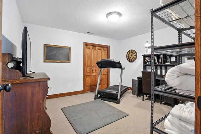 1200 ENCHANTMENT RD, Rapid City, SD 57701