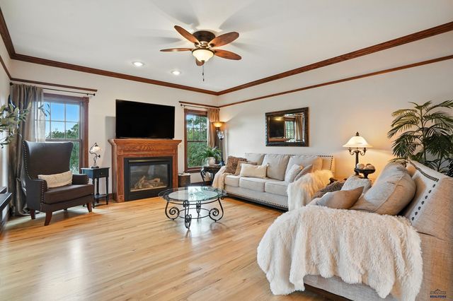 1200 ENCHANTMENT RD, Rapid City, SD 57701