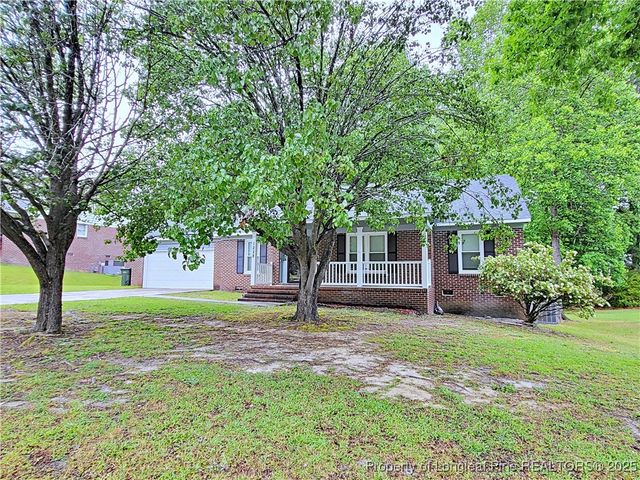 1228 Butterwood Circle, Fayetteville, NC 28314