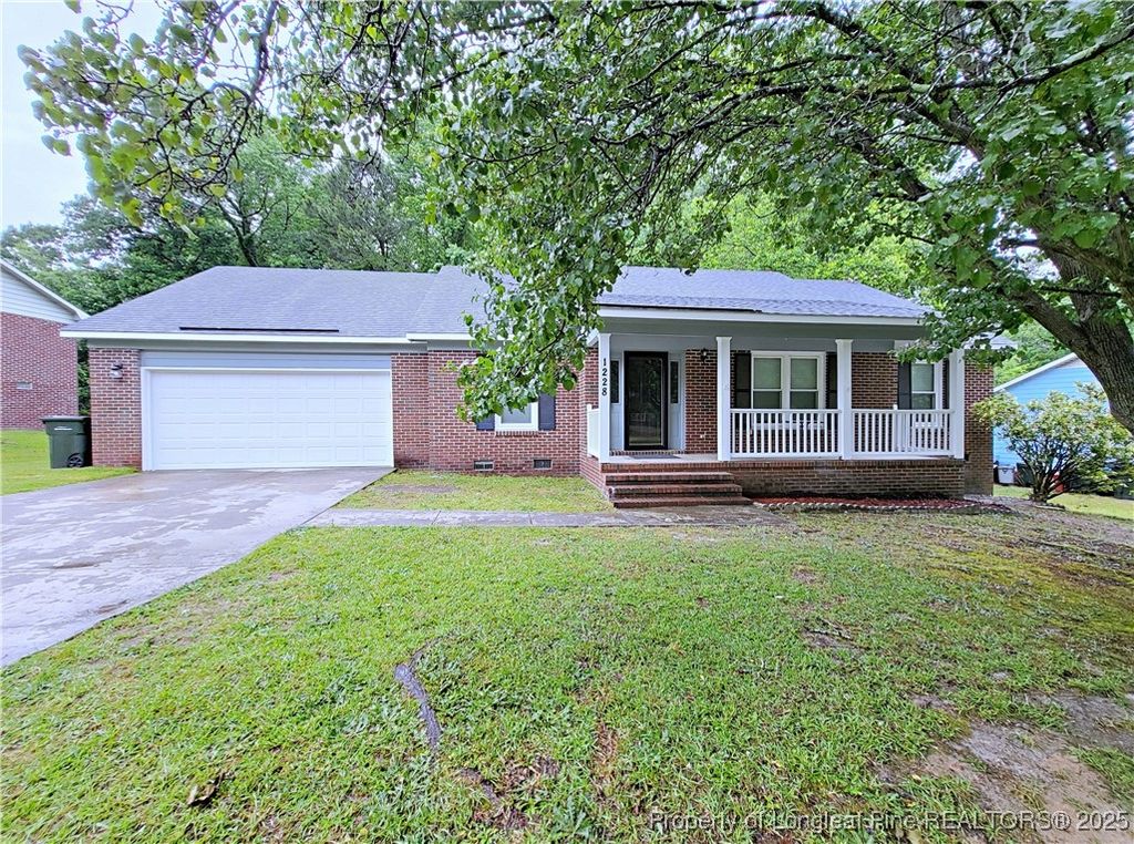 1228 Butterwood Circle, Fayetteville, NC 28314