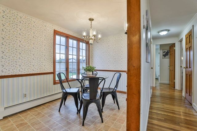 31 Mills Ave, Revere, MA 02151