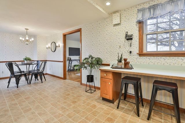 31 Mills Ave, Revere, MA 02151