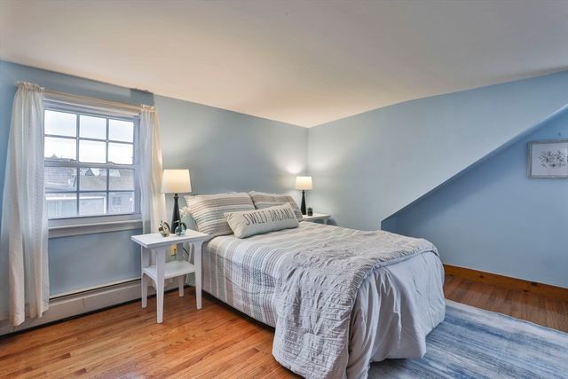 31 Mills Ave, Revere, MA 02151