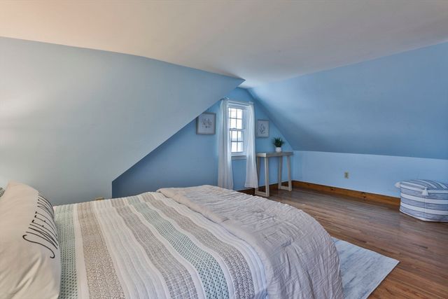 31 Mills Ave, Revere, MA 02151