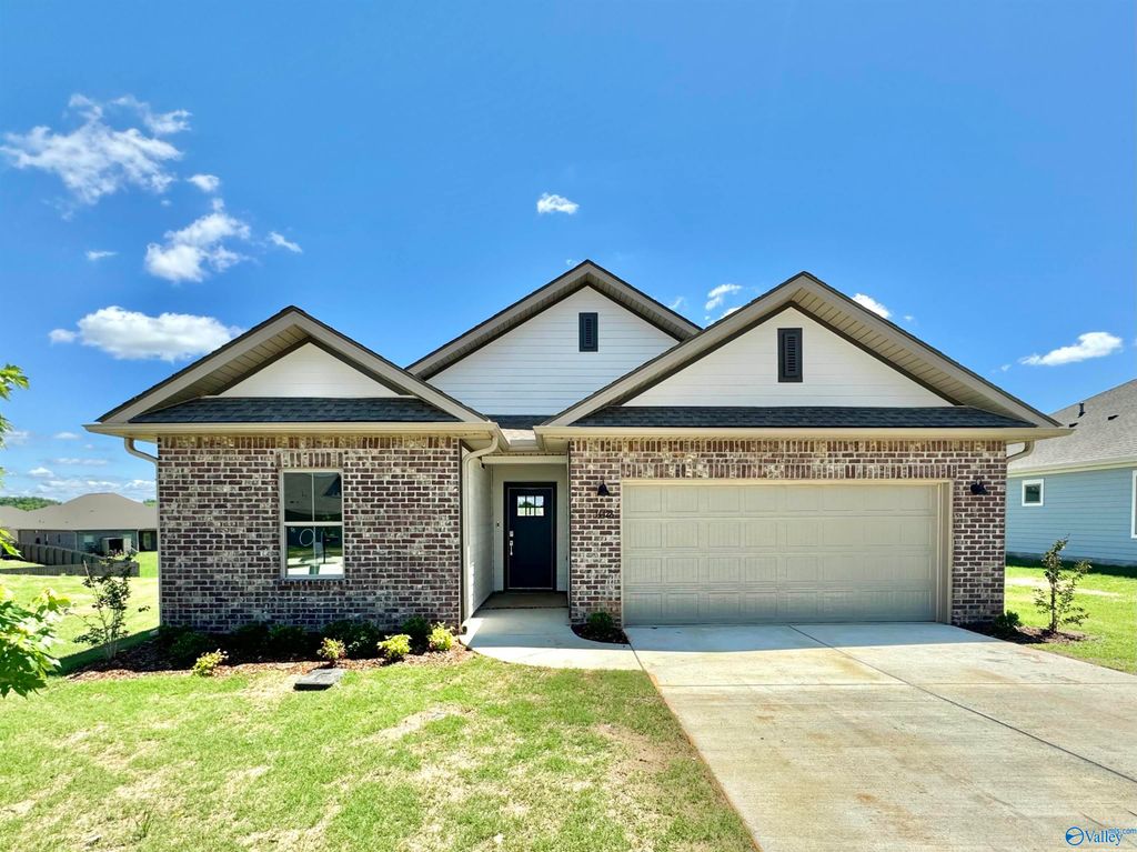 27741 Buffalo Run Drive, Madison, AL 35756