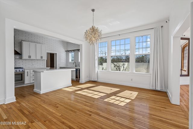 347 S 6th Avenue, Tucson, AZ 85701