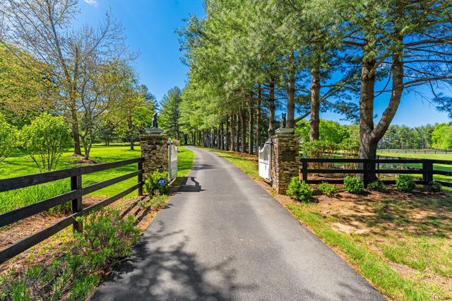 23559 PARSONS RD, Middleburg, VA 20117