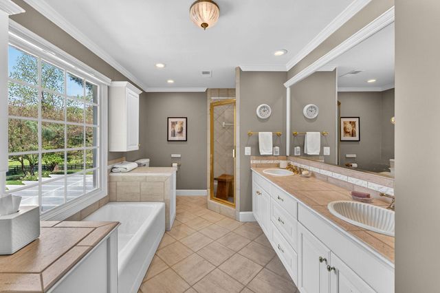 23559 PARSONS RD, Middleburg, VA 20117