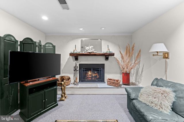 23559 PARSONS RD, Middleburg, VA 20117
