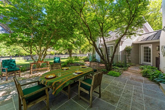 23559 PARSONS RD, Middleburg, VA 20117