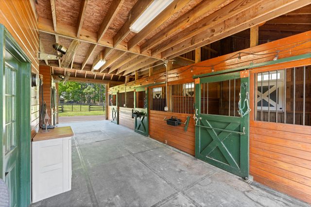 23559 PARSONS RD, Middleburg, VA 20117