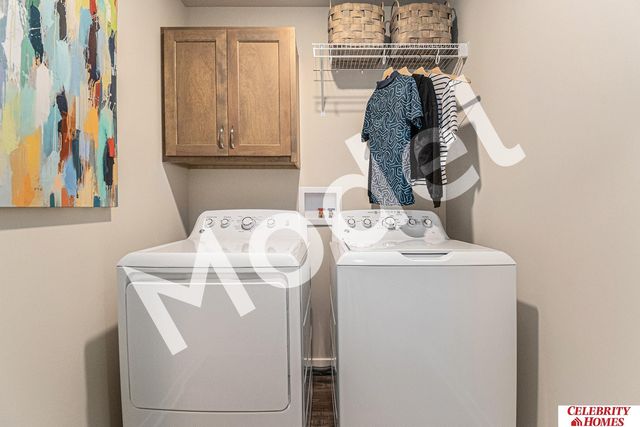 5401 N 182 Street, Elkhorn, NE 68022