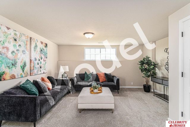 5401 N 182 Street, Elkhorn, NE 68022