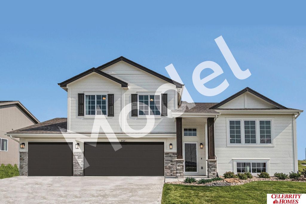 5401 N 182 Street, Elkhorn, NE 68022