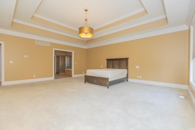 6444 Pebble Pointe Court, Newburgh, IN 47630