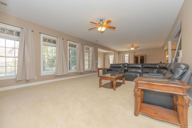 6444 Pebble Pointe Court, Newburgh, IN 47630