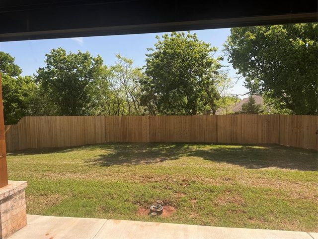 3308 Sage Brush Place, Yukon, OK 73099