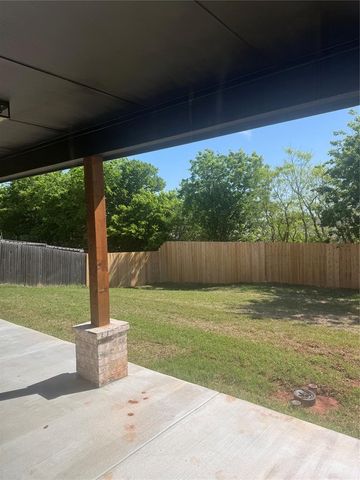 3308 Sagebrush Place, Yukon, OK 73099