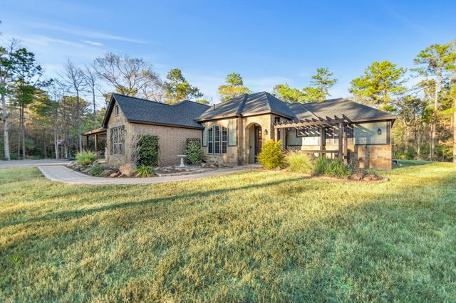 161 Windmill Road, Huntsville, TX 77340