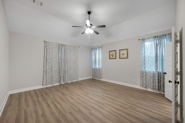 161 Windmill Road, Huntsville, TX 77340