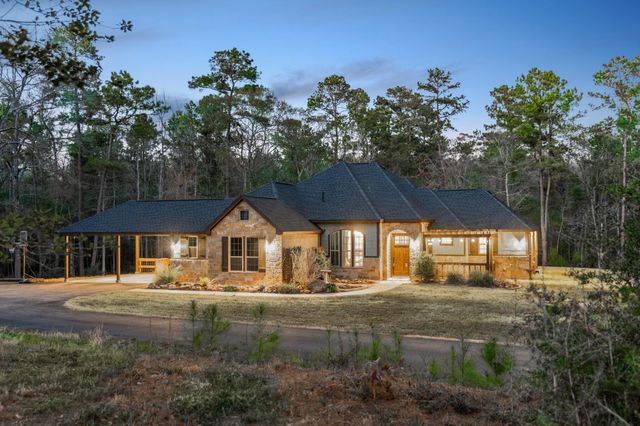 161 Windmill Road, Huntsville, TX 77340