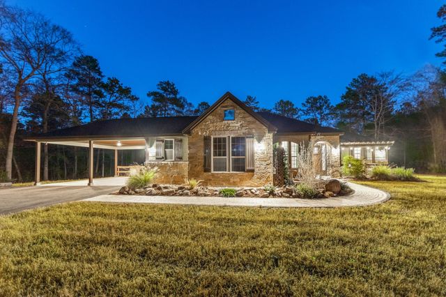 161 Windmill Road, Huntsville, TX 77340