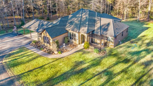 161 Windmill Road, Huntsville, TX 77340