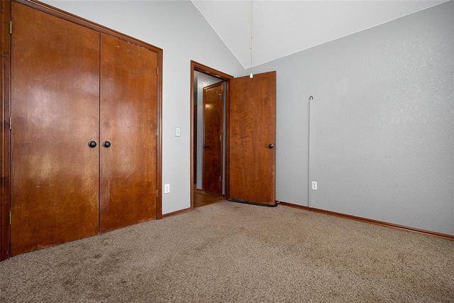 1422 Cherokee Circle, Blanchard, OK 73010