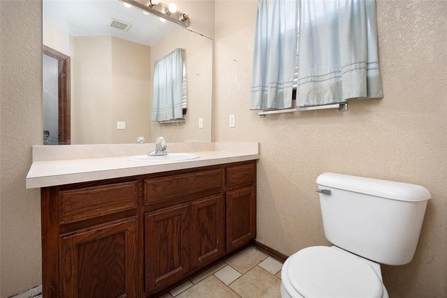 1422 Cherokee Circle, Blanchard, OK 73010