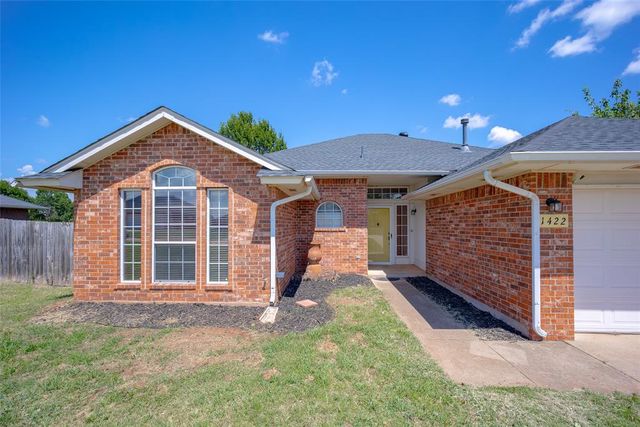 1422 Cherokee Circle, Blanchard, OK 73010
