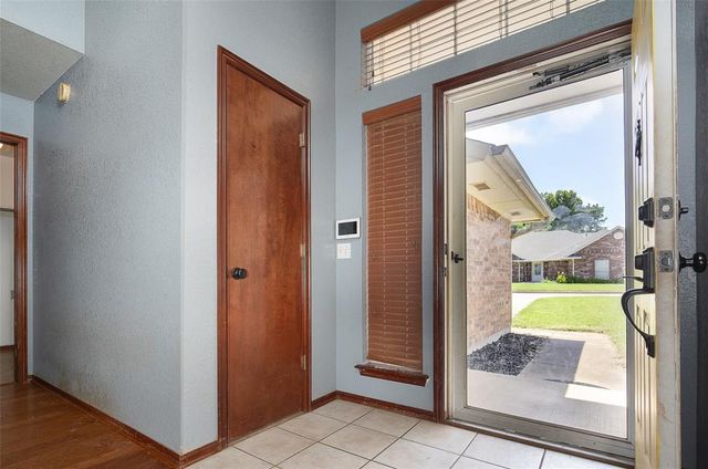 1422 Cherokee Circle, Blanchard, OK 73010