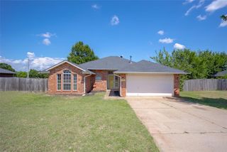 1422 Cherokee Circle, Blanchard, OK 73010