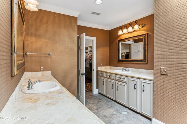 423 Mimosa Drive, St. Simons Island, GA 31522
