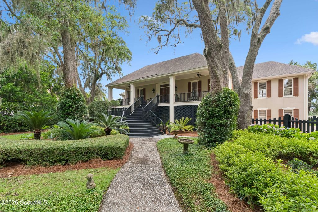 423 Mimosa Drive, St. Simons Island, GA 31522