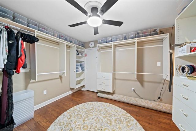 2220 HICKORY CREST DR, Memphis, TN 38119