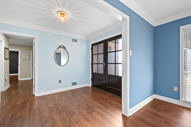 2220 HICKORY CREST DR, Memphis, TN 38119