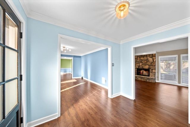 2220 HICKORY CREST DR, Memphis, TN 38119