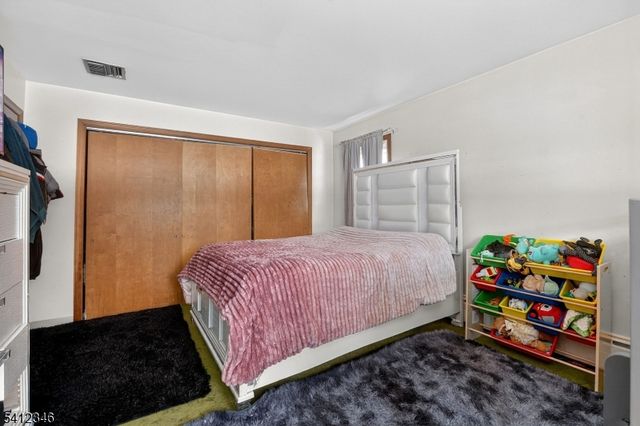 6 E 2Nd St, Woodbridge Twp., NJ 07064