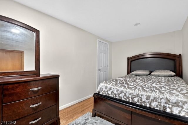 6 E 2Nd St, Woodbridge Twp., NJ 07064