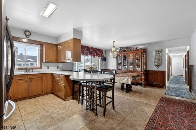 6 E 2Nd St, Woodbridge Twp., NJ 07064