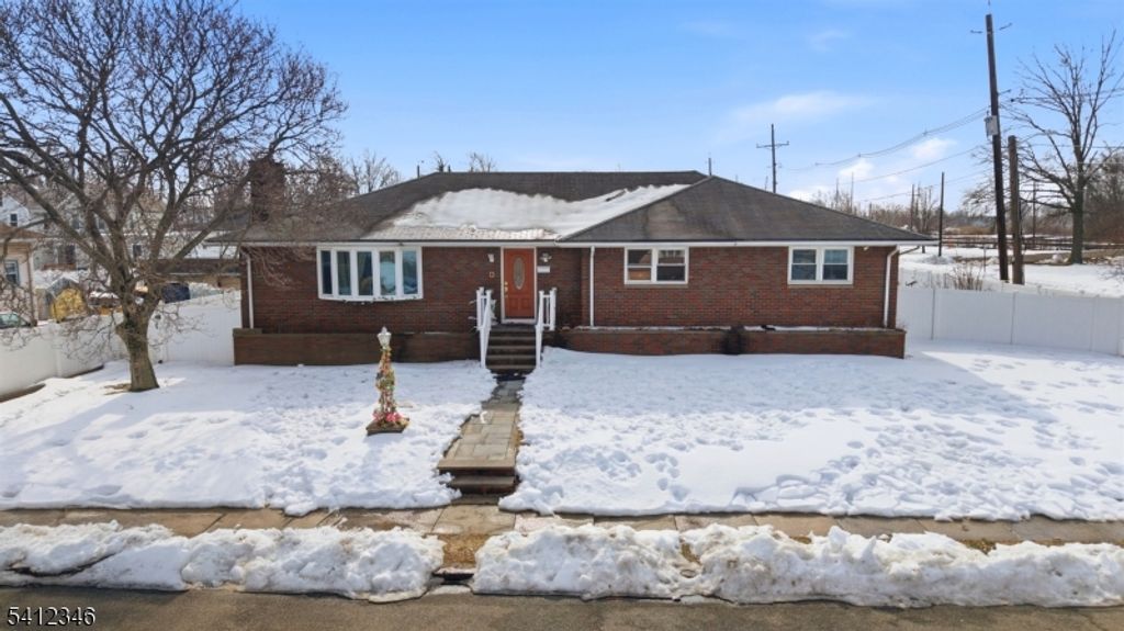 6 E 2Nd St, Woodbridge Twp., NJ 07064